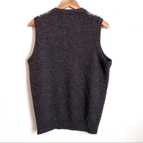 Vintage Scottish Wool Angus MacBain argyle sweater vest - Picture 2 of 9